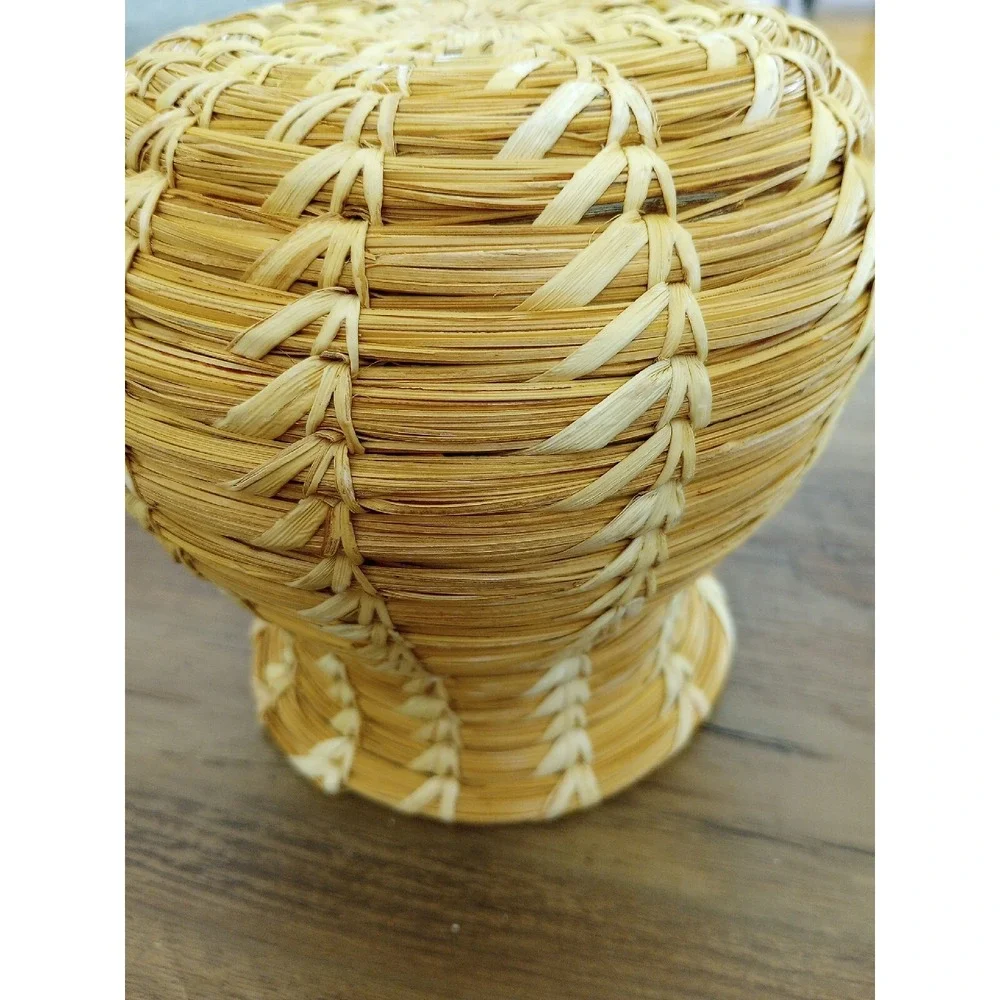 Papago/Tohono Traditional Hand Made Woven Urn/Vase Basket